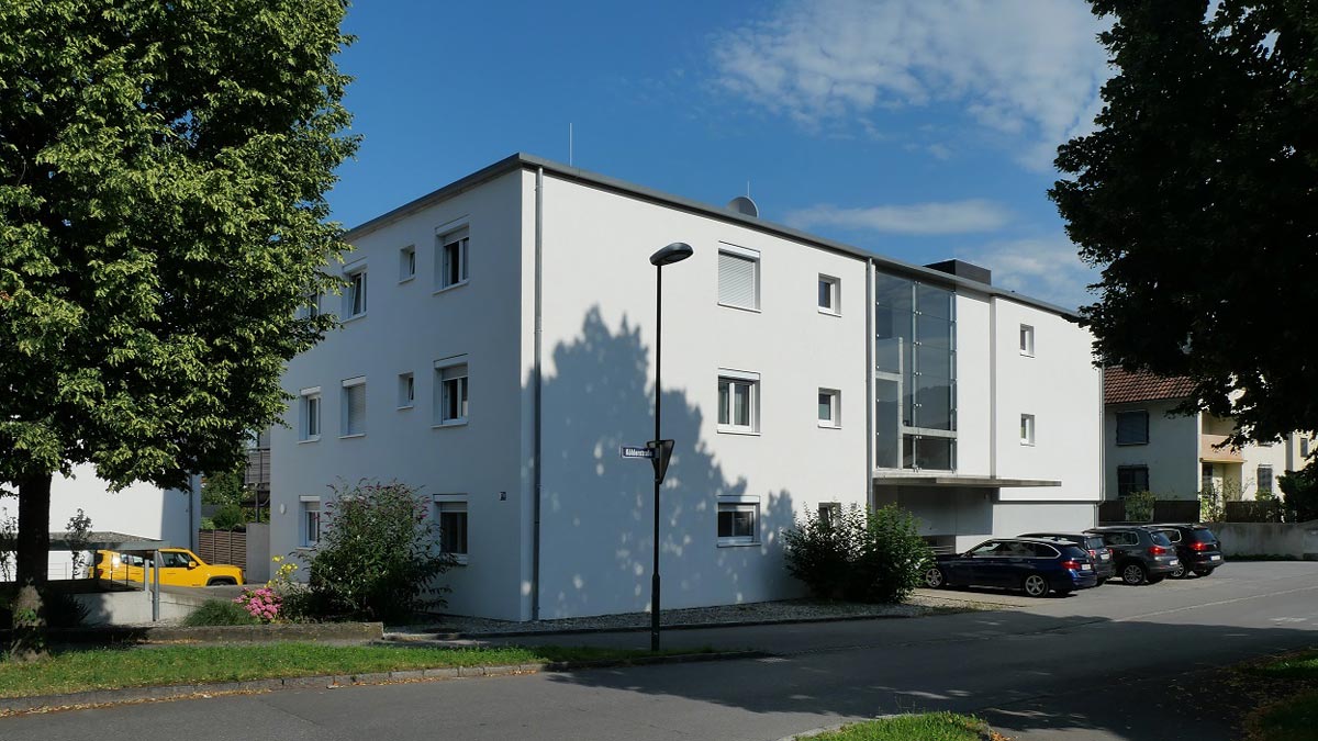 Großzügige und sehr gepflegte 4-Zimmer-Wohnung in Rankweil -Südostansicht - Amann Immobilien